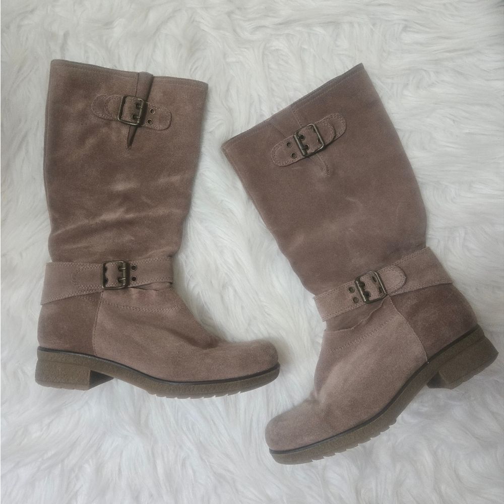 UNISA Boot Women's Sz 39EU Tan Suede Ankle Zip Strap Block Heel Outdoor